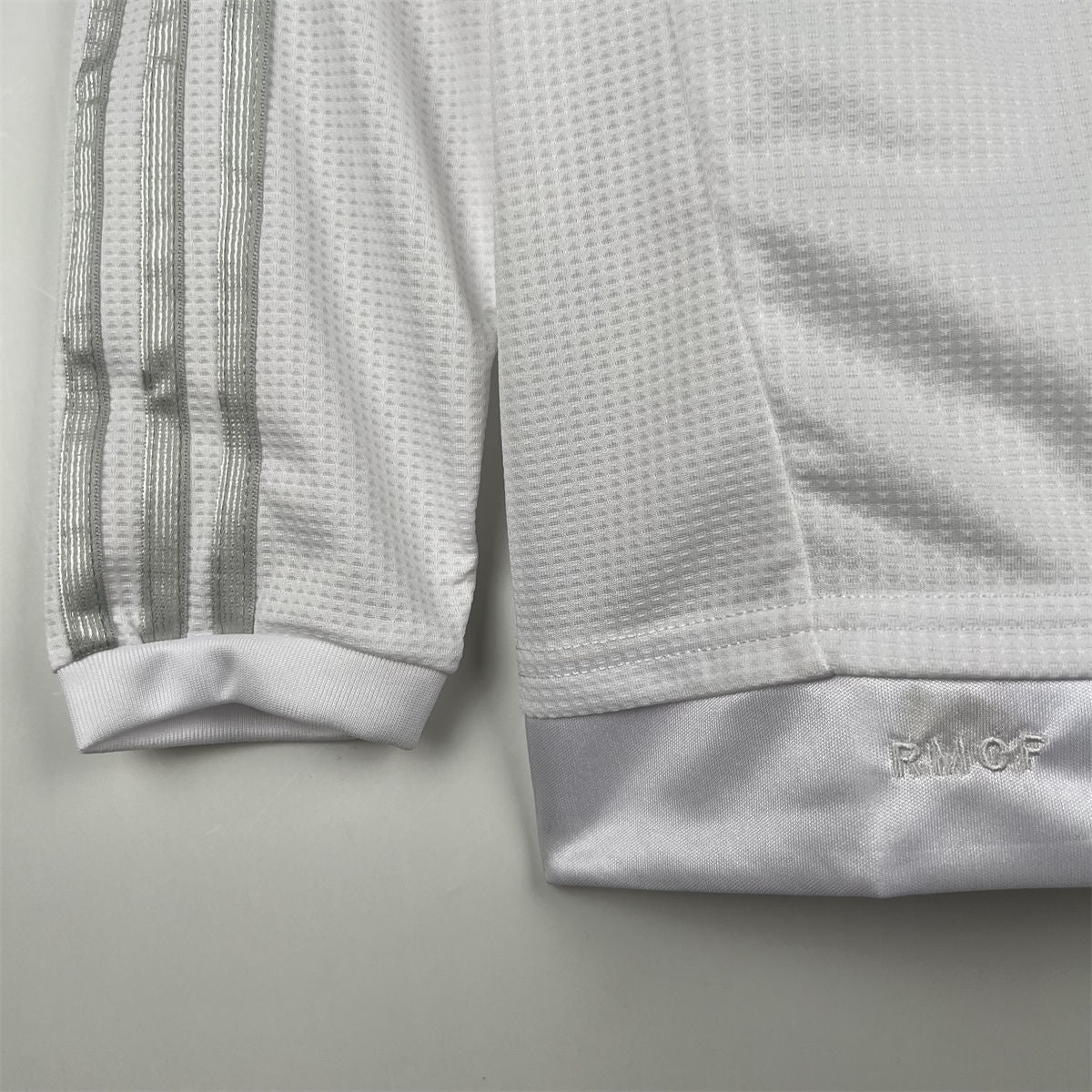 Real Madrid 2015/16 Home Jersey