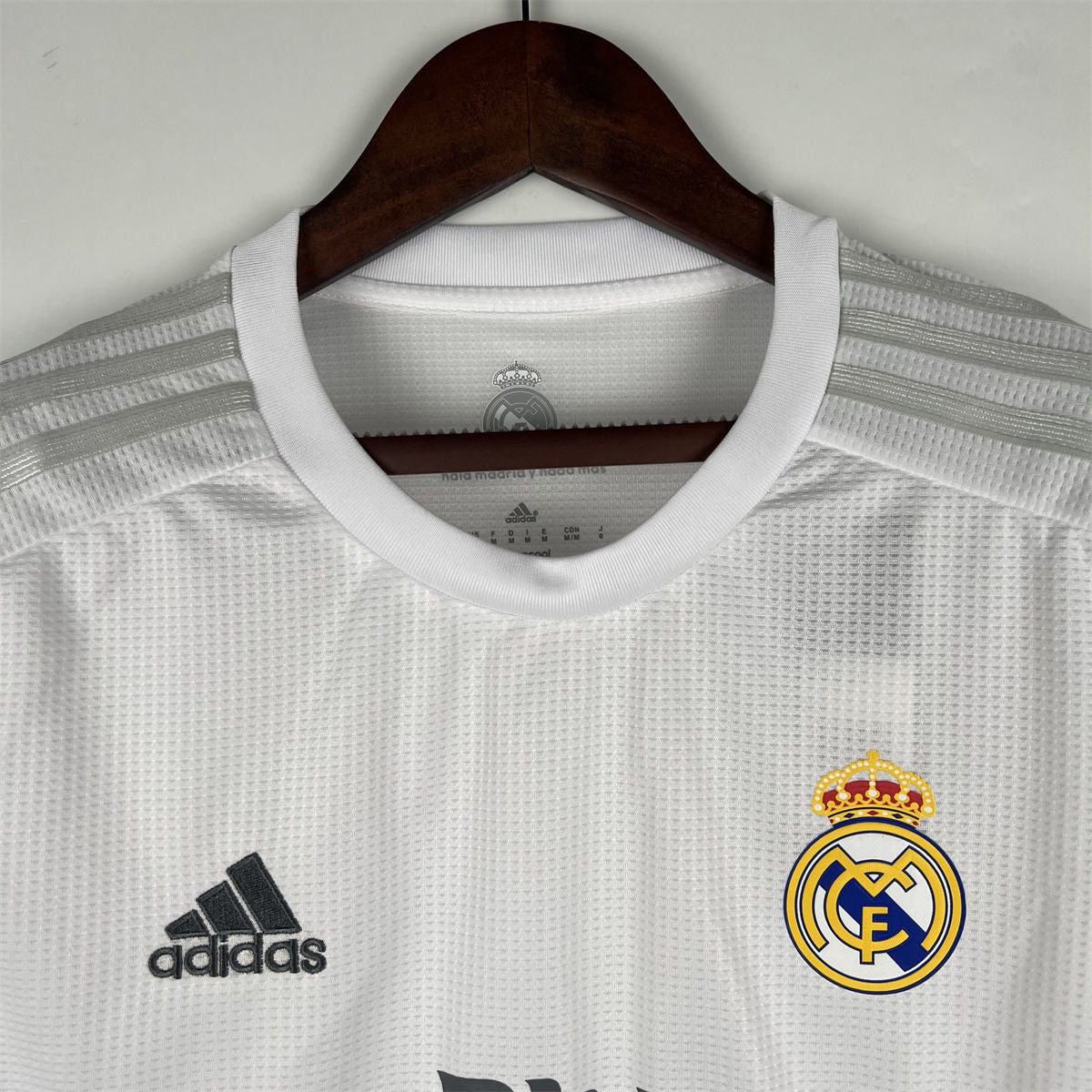 Real Madrid 2015/16 Home Jersey