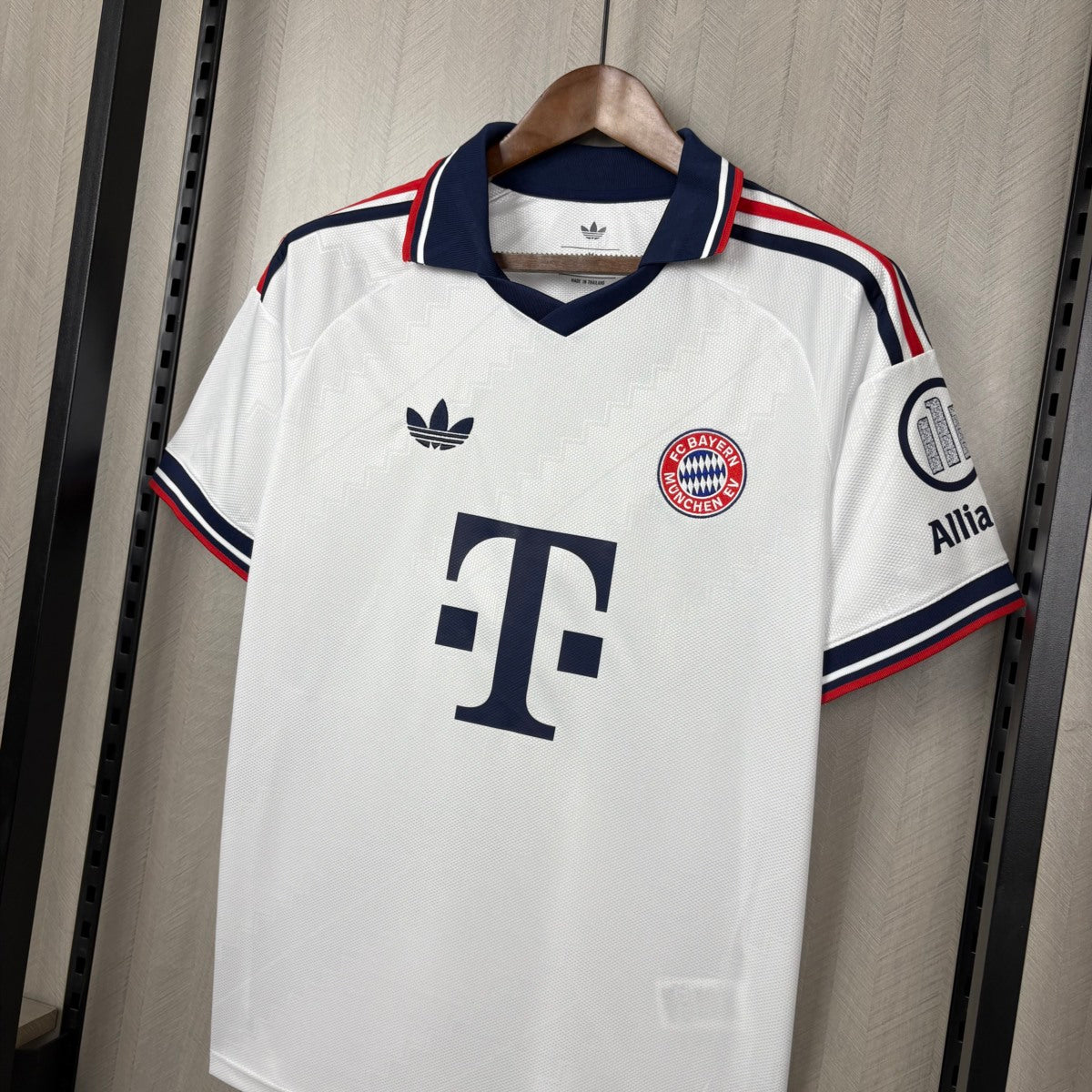 FC Bayern Munich Away Jersey 2026/27 – Fan Version