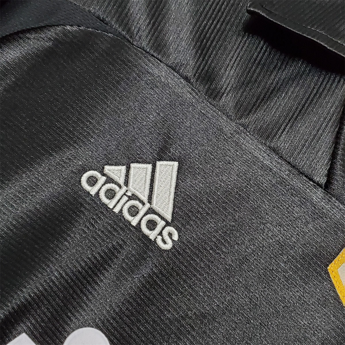 Real Madrid 1999/00 Away Jersey