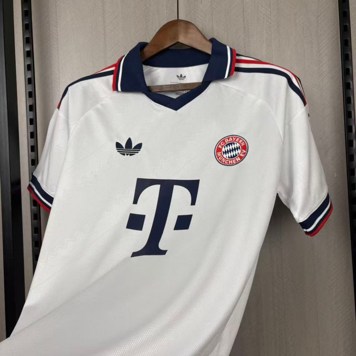 FC Bayern Munich Away Jersey 2026/27 – Fan Version