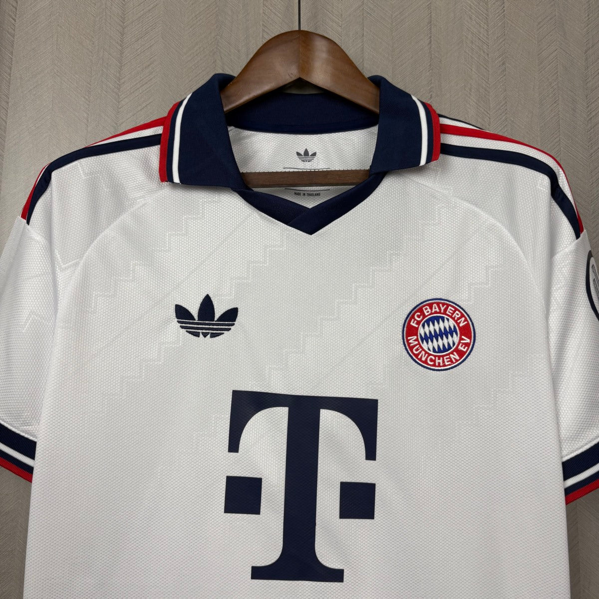 FC Bayern Munich Away Jersey 2026/27 – Fan Version