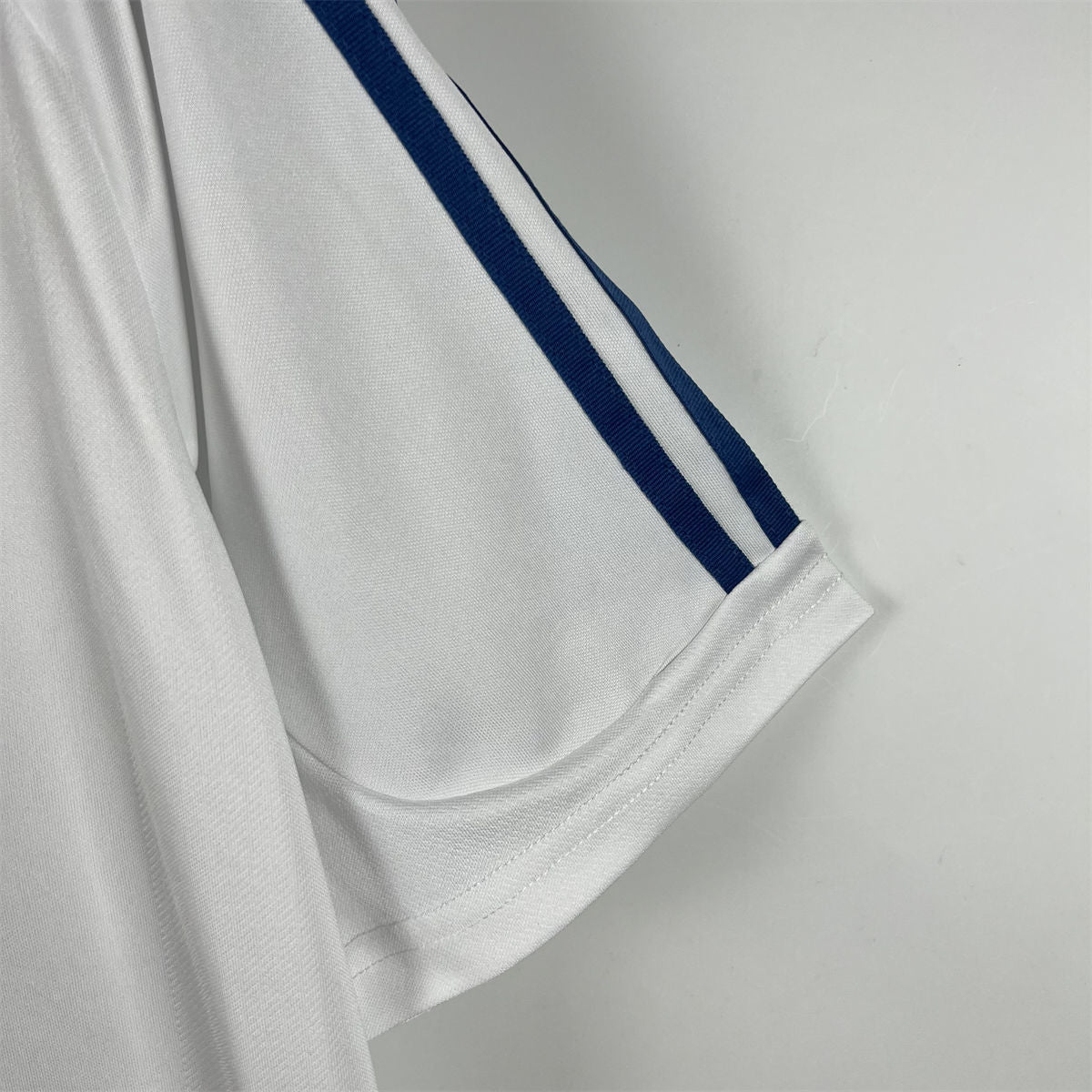 Real Madrid 2001/02 Home Jersey