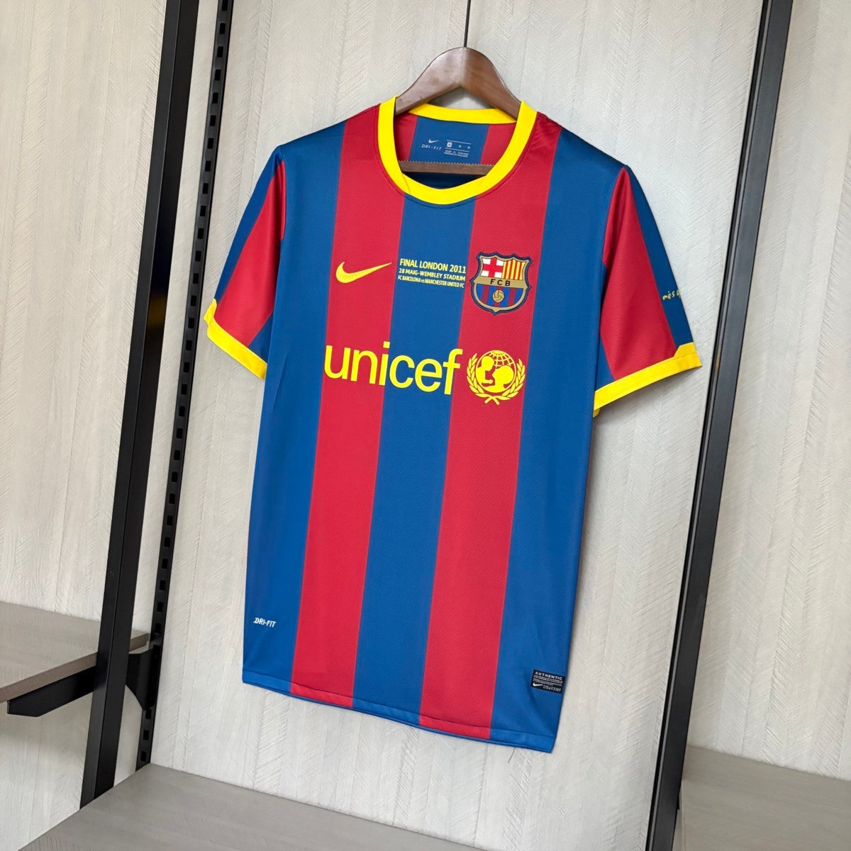 FC Barcelona 2010/11 Home Jersey
