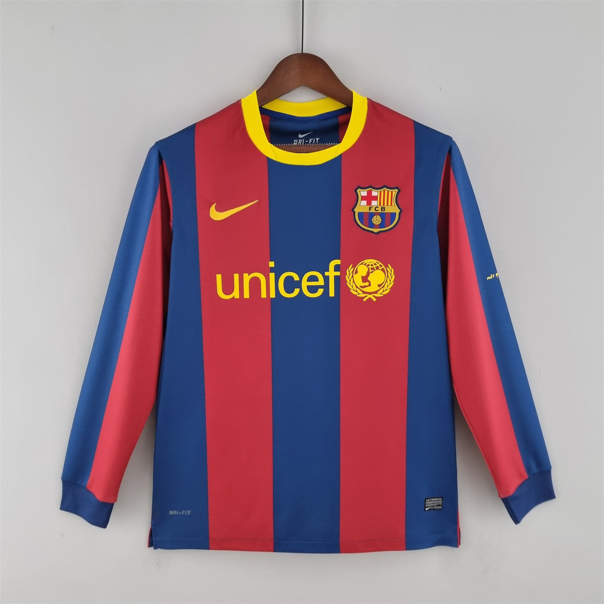 FC Barcelona 2010/11 Home Jersey