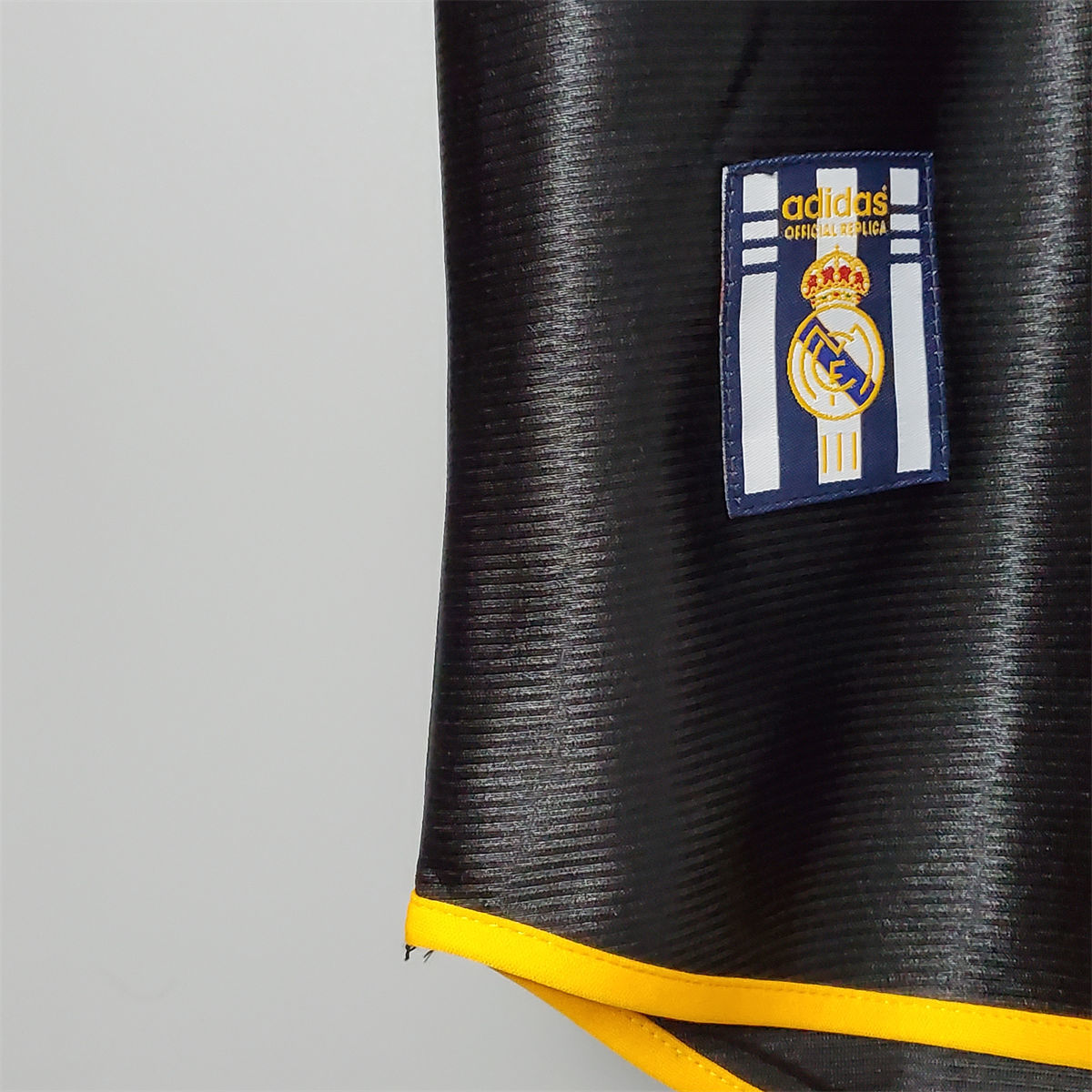 Real Madrid 1999/00 Away Jersey