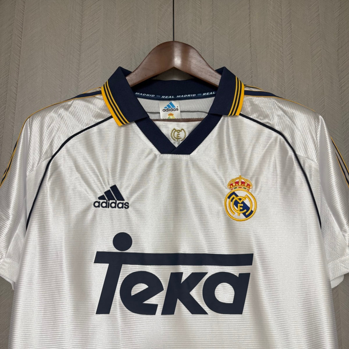 Real Madrid 1999/00 Home Jersey