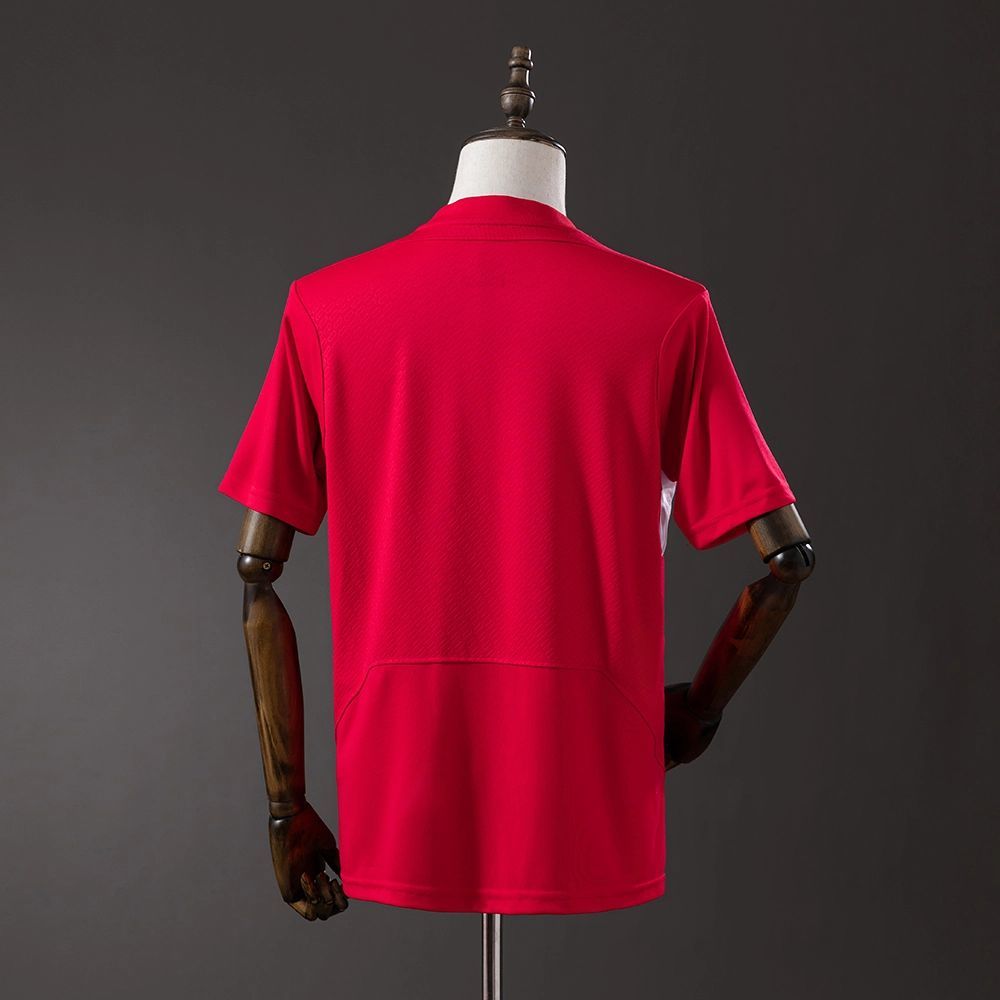 Liverpool FC 2004/05 Home Jersey