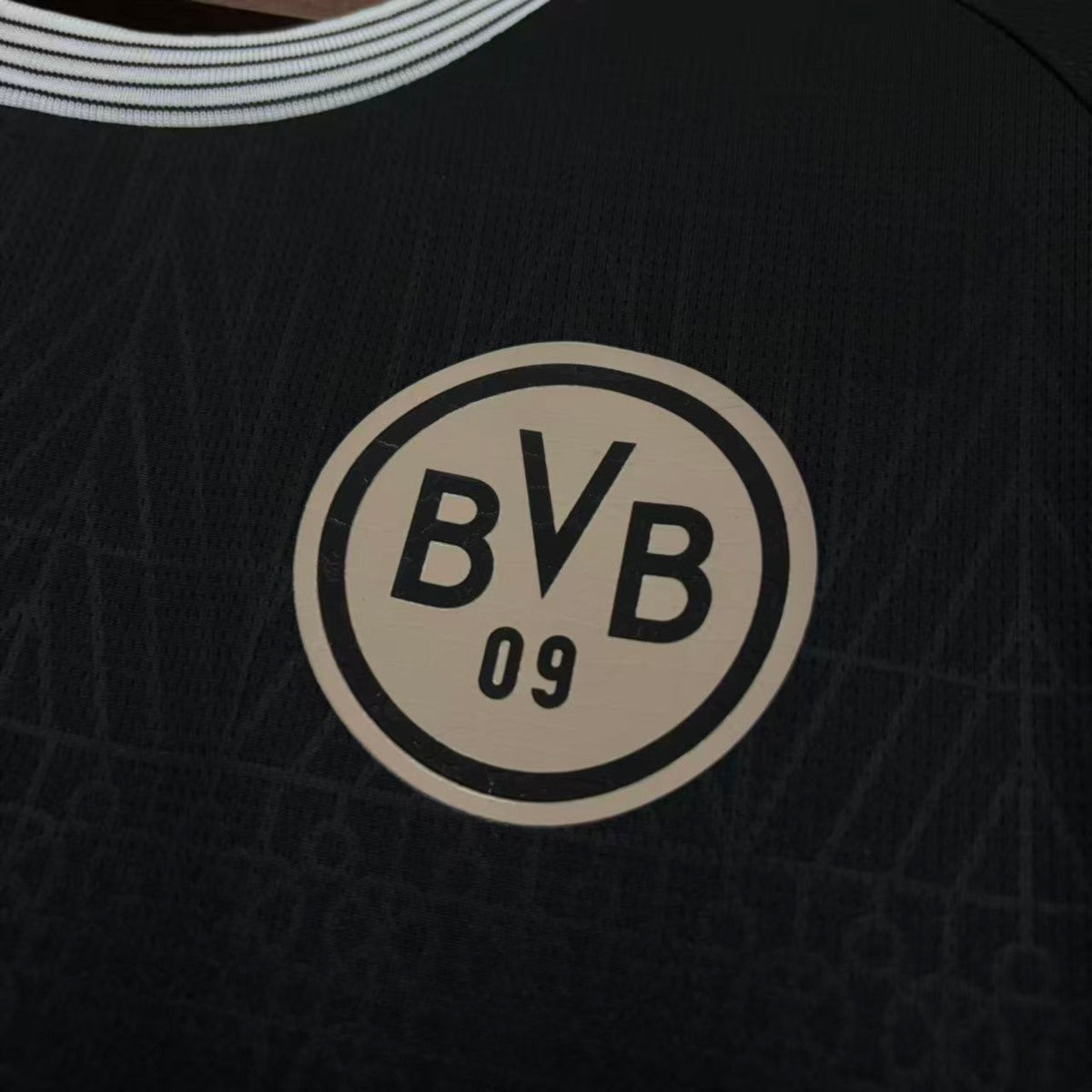 Borussia Dortmund Black Jersey 2026/27 – Fan Version